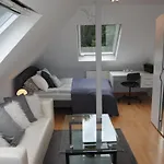 Exklusive Am Wald Mit Garten, Waldzugang Und Sauna ゾーリンゲン