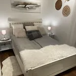 Exklusive Am Wald Mit Garten, Waldzugang Und Sauna ヴィラ