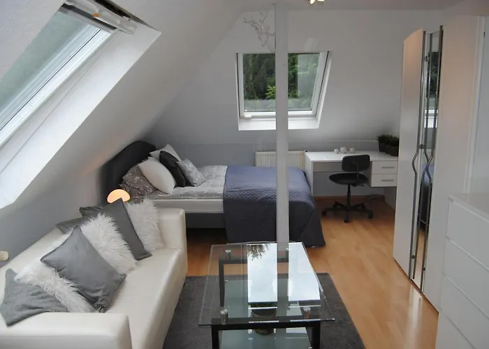 Exklusive Am Wald Mit Garten, Waldzugang Und Sauna Solingen