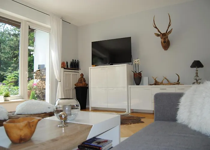 Exklusive Am Wald Mit Garten, Waldzugang Und Sauna Solingen